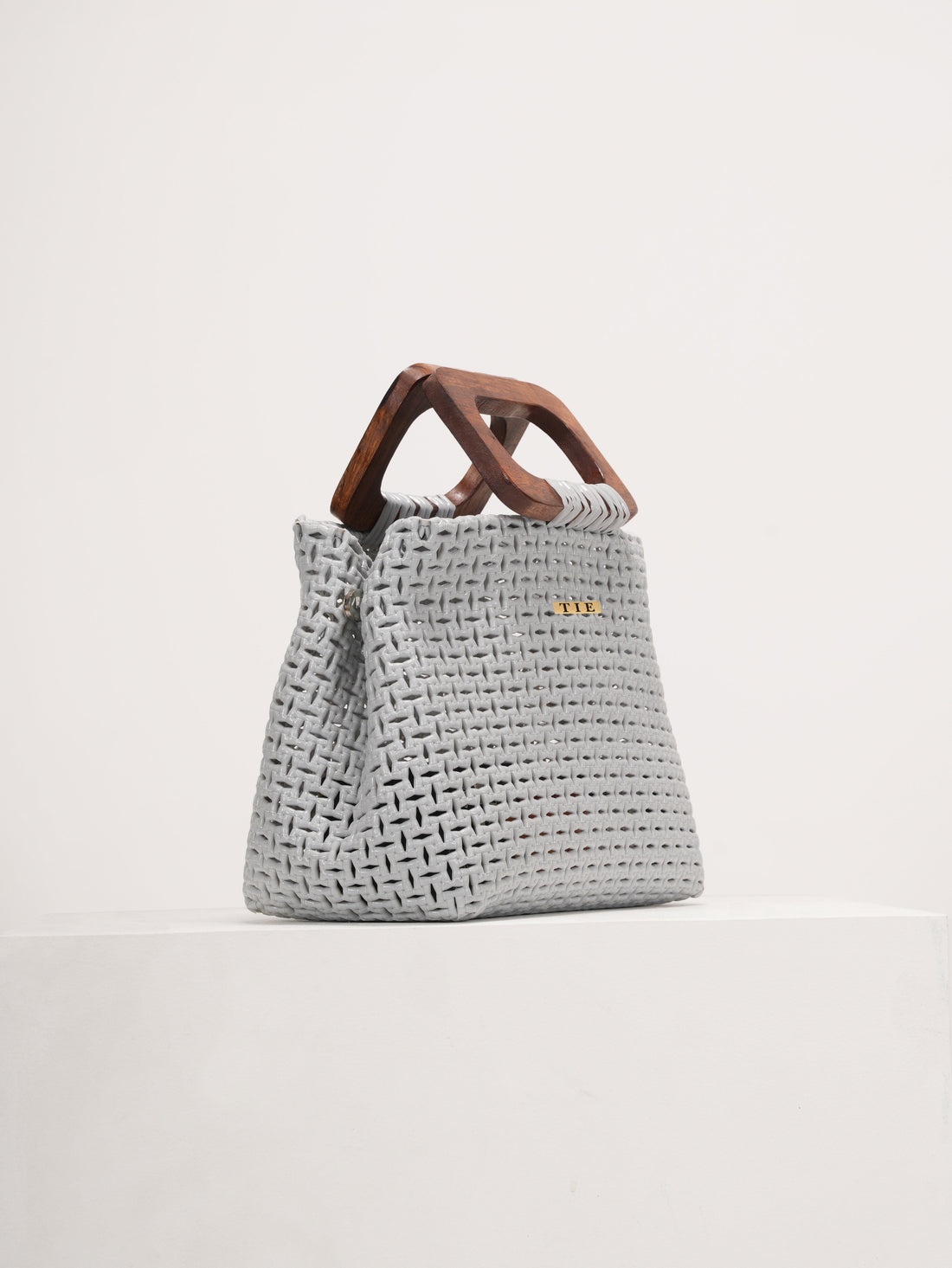 D-Clasp Wire Bag | variant: Grey