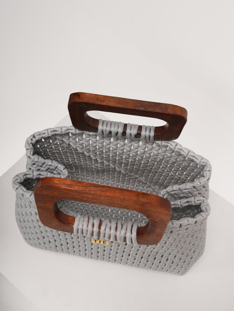 D-Clasp Wire Bag