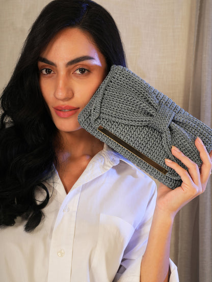 Bow Clutch