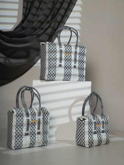 Closeweave Wire Basket - White & Silver